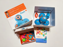 Load image into Gallery viewer, Wonder Workshop Dash Robot STEM Coding Set with Launcher Accessory & Challenge Cards