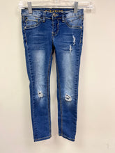 Load image into Gallery viewer, Vigoss girls jeans 7
