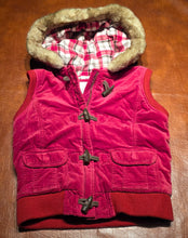 Load image into Gallery viewer, Old Navy velvet and fleece hoodie vest, girls XL, red, faux fur trim Big Kid XL
