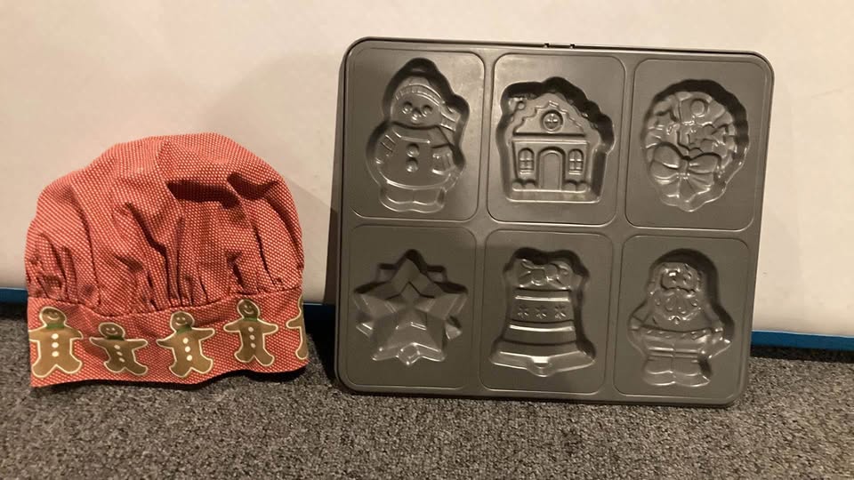Holiday baking sheet with Chef Hat One Size