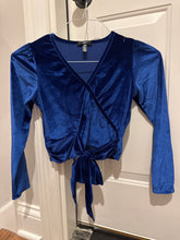 Load image into Gallery viewer, Aqua blue long sleeve top 10
