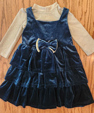 Load image into Gallery viewer, Holiday Dress 4T
