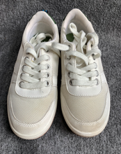 Load image into Gallery viewer, White Gymboree Shoes 2
