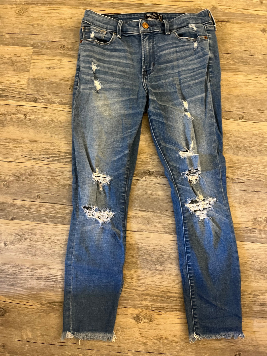 Abercrombie & Fitch Harper Low Rise Ankle Jean 27