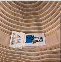 Load image into Gallery viewer, Betmar Beach Packable Sun Hat like New.  Gold and Ivory One Size
