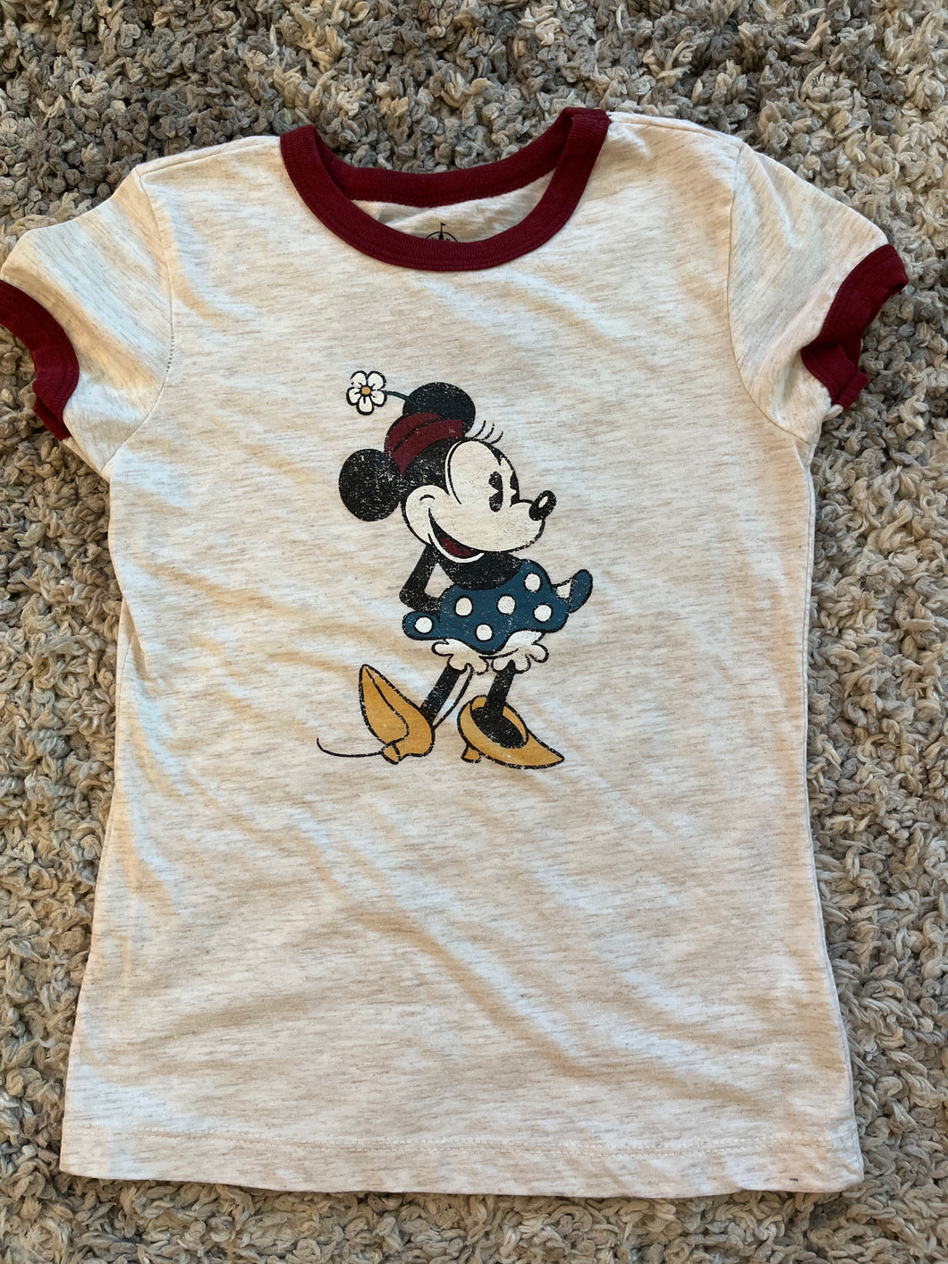 Disney heather grey Minnie Mouse shirt with maroon trim 5