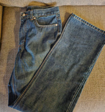 Load image into Gallery viewer, J crew dark wash bootcut jeans  6
