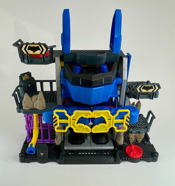 Imaginext DC Superhero Batman Robo Batcave with Mech