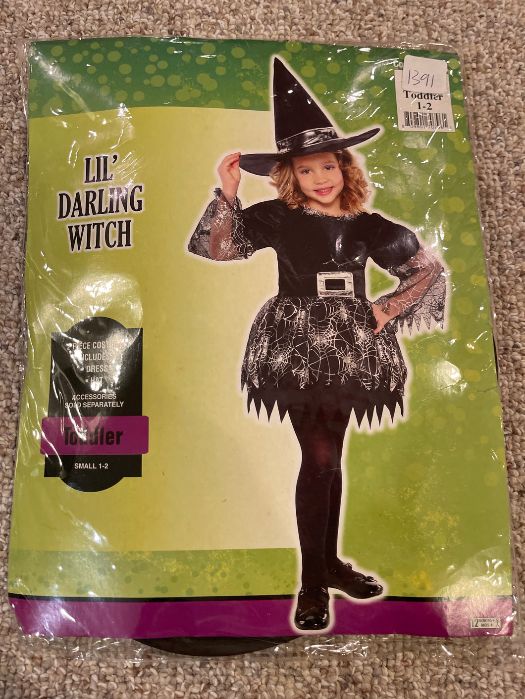 CostumesUSA Toddler Witch costume  24 months