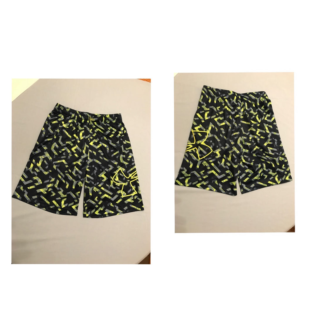 Under Armour - Navy/yellow shorts 14
