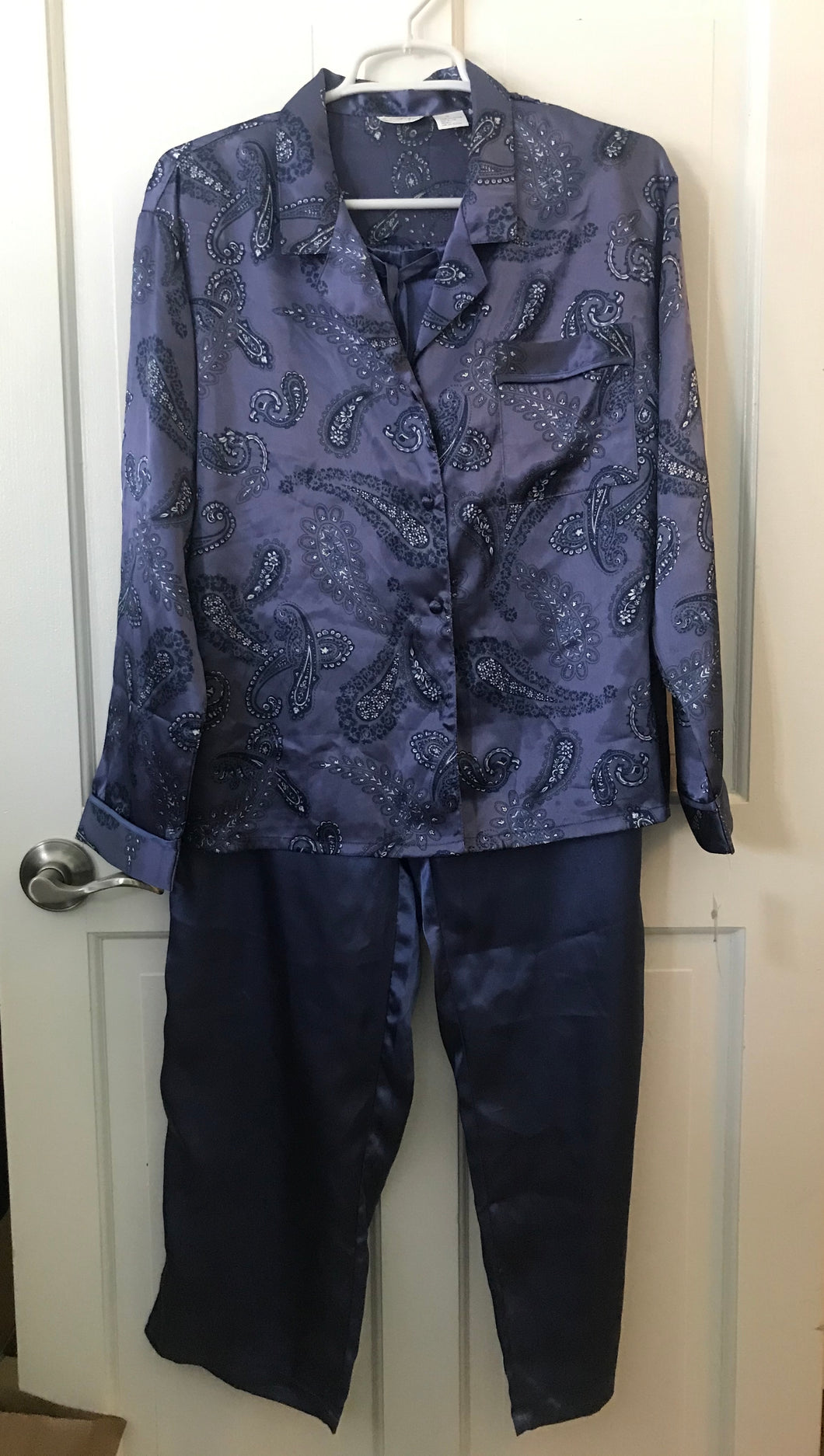 New with Tags Women Pajamas (Small) Adult Small