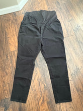 Load image into Gallery viewer, Black Isabel Maternity Jeans  14
