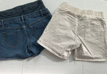 Load image into Gallery viewer, Old Navy maternity shorts Medium

