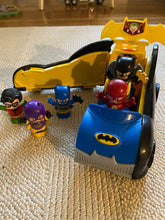 Load image into Gallery viewer, Fischer Price Little People Batmobile and Characters

