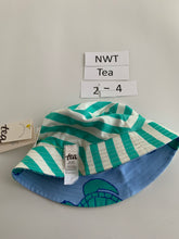 Load image into Gallery viewer, NWT Tea Collection Sea Turtle Sun/Swim Hat 2T
