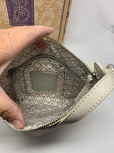 Load image into Gallery viewer, Brighton Women’s Purse

