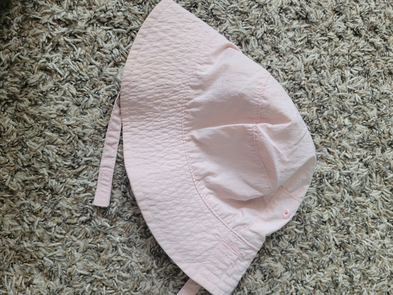 Old Navy Baby Pool Hat 6 months