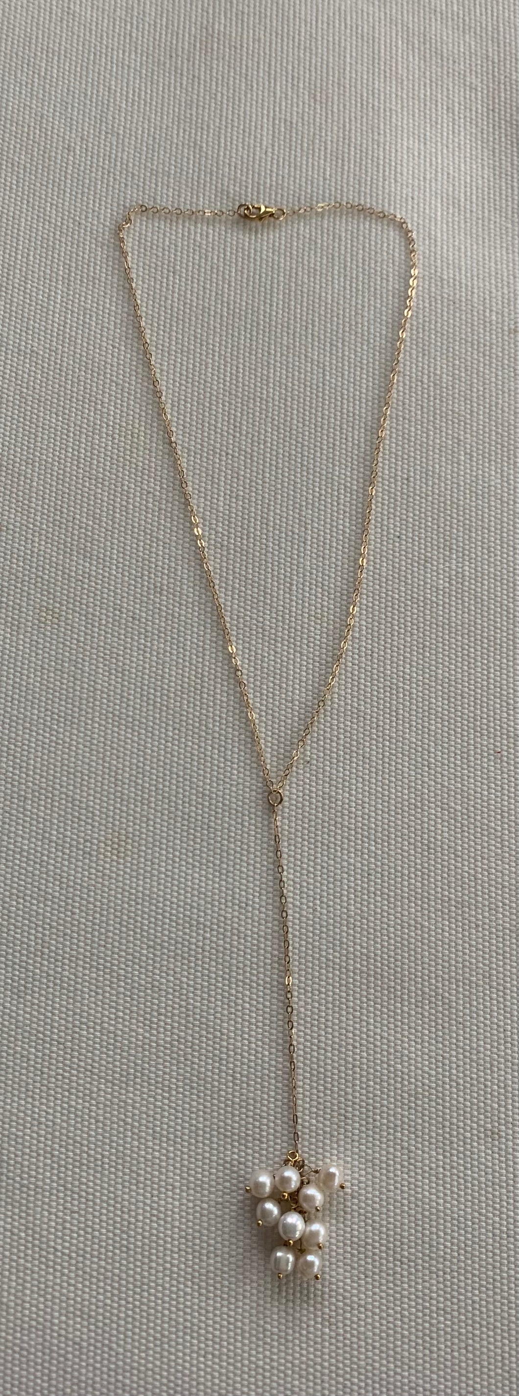 Y necklace pearls, gold plated chain One Size