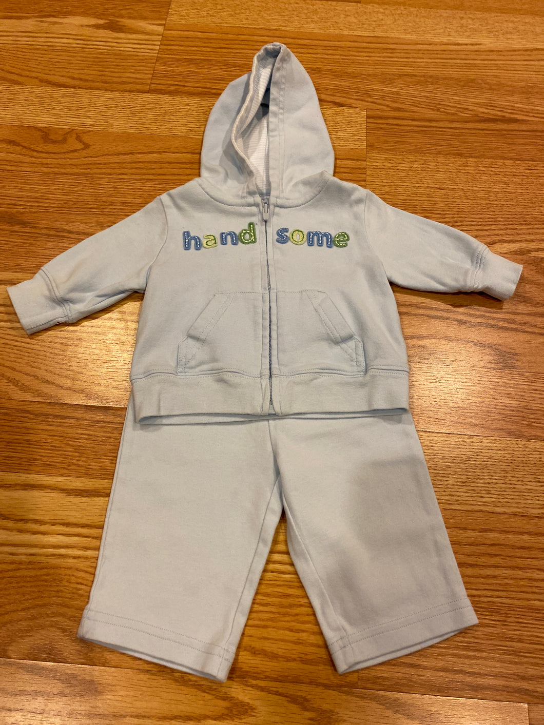 Carter’s 2 Piece Hoodie & Sweatpants Set - Very Good Condition!  3 months