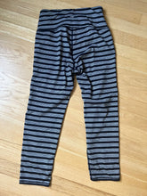 Load image into Gallery viewer, Athleta black striped capris  Adult Small
