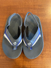 Load image into Gallery viewer, Reef Flip Flops with Strap  7
