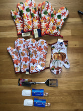 Load image into Gallery viewer, 12 piece gift set- 9 oven mitts, 3 kitchen utensils
