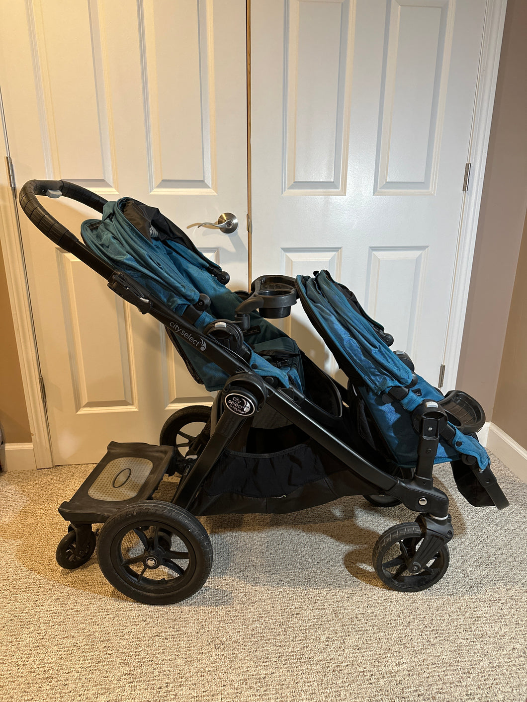 Baby Jogger City Select double stroller with glider board