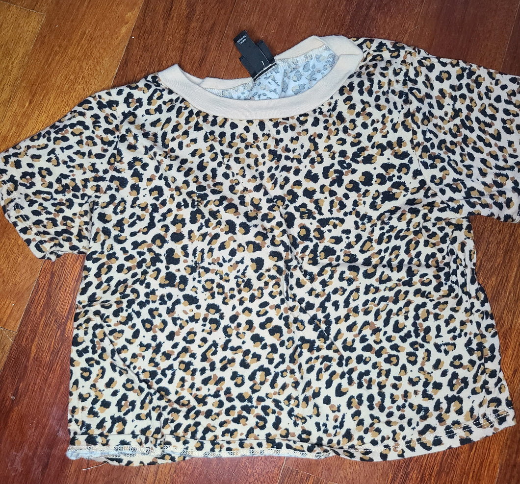 Art class leopard print tshirt  6