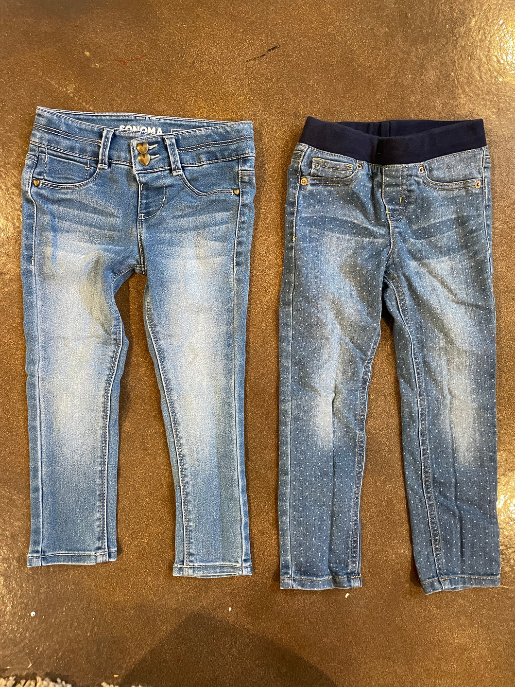 2 pairs of stretchy jeans size 4t 4T