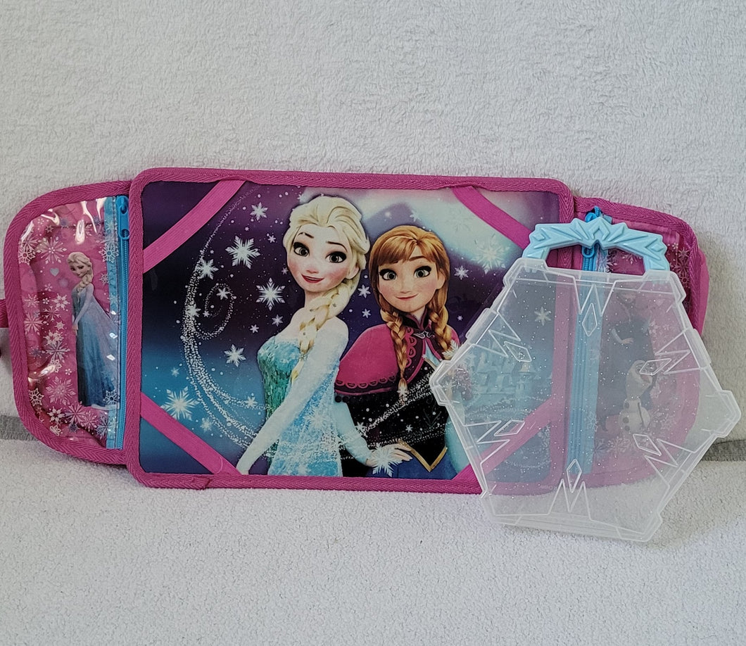 Frozen coloring lap pad with extra carrying case