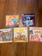 Load image into Gallery viewer, Set of 5 picture books Blue’s Clues, Little Critter, Night before kindergarten
