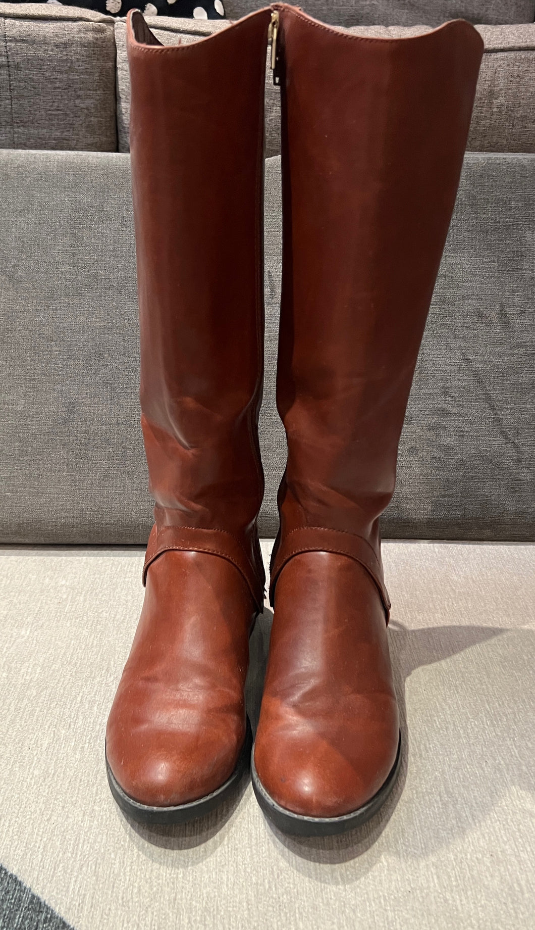 Brown tall riding boots 7.5