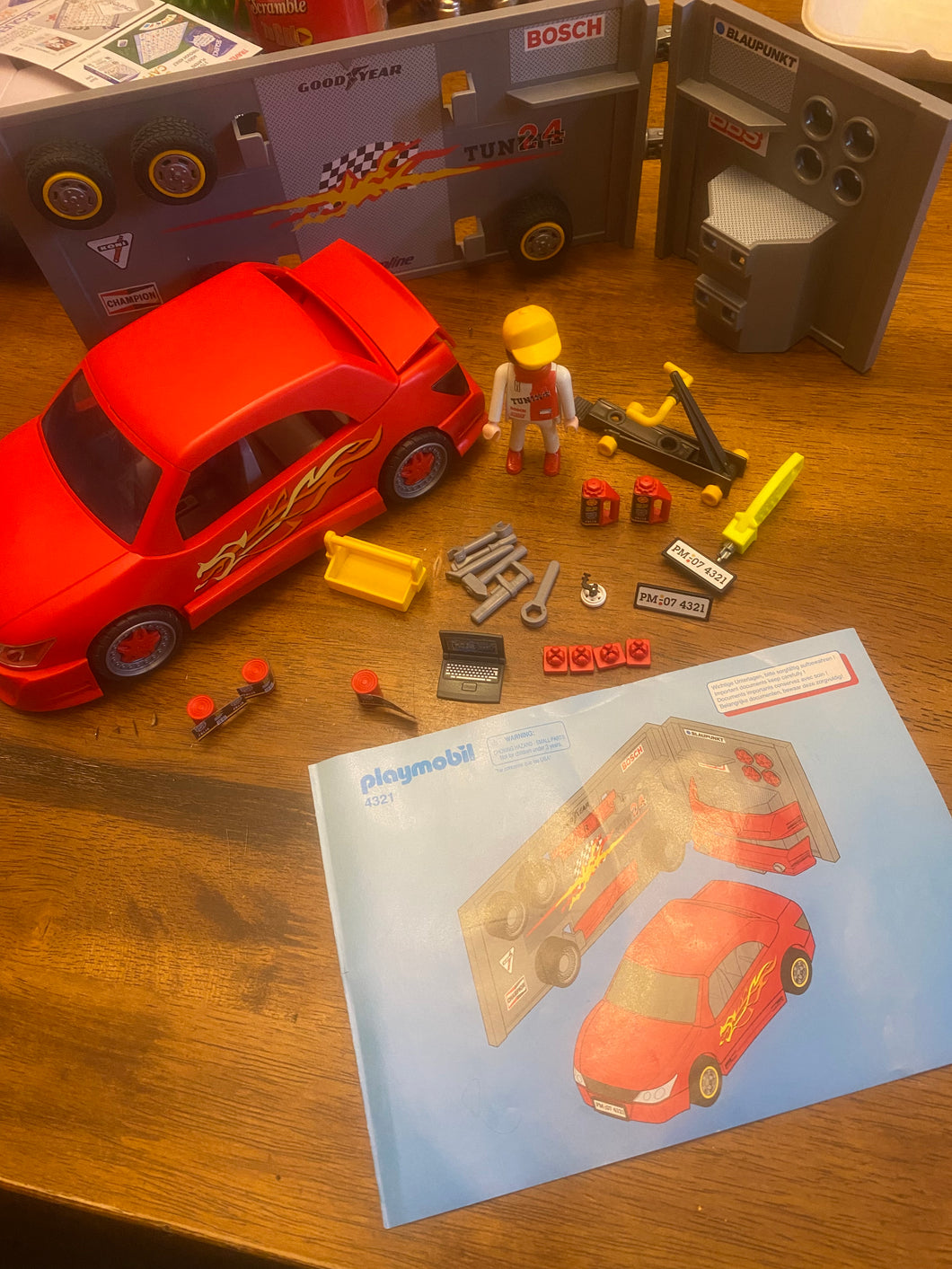 Playmobil car garage set