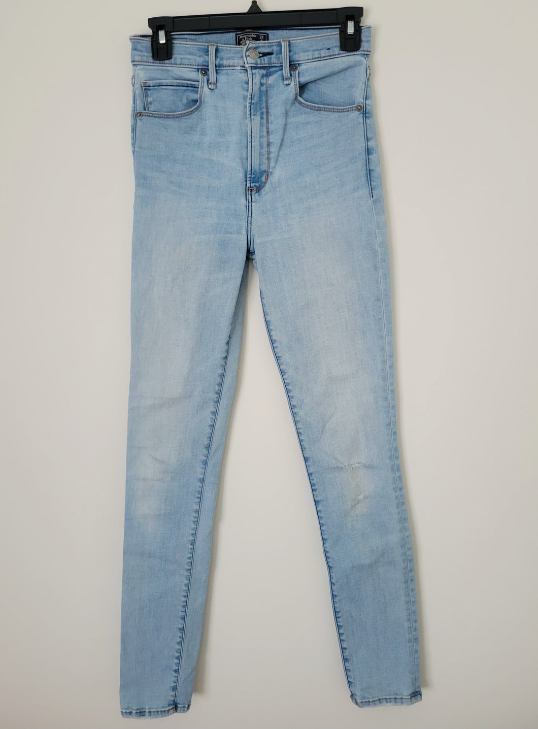 Abercrombie & Fitch Ultra High Rise Super Skinny jeans Adult Small