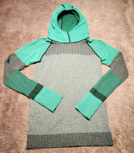 Load image into Gallery viewer, Gap Fit Motion long sleeve hoodie shirt, size XS, gray and green with black stripes Adult XS
