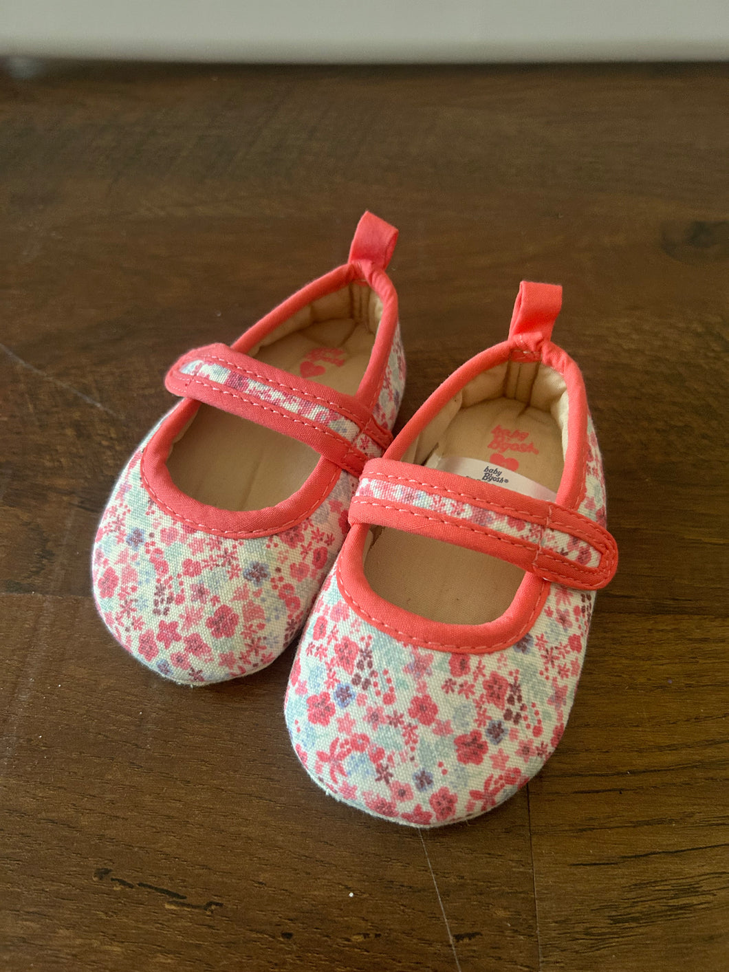 Infant Shoes 2