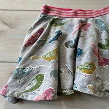 Load image into Gallery viewer, Mini Boden Bird Pattern Cotton Skirt 6
