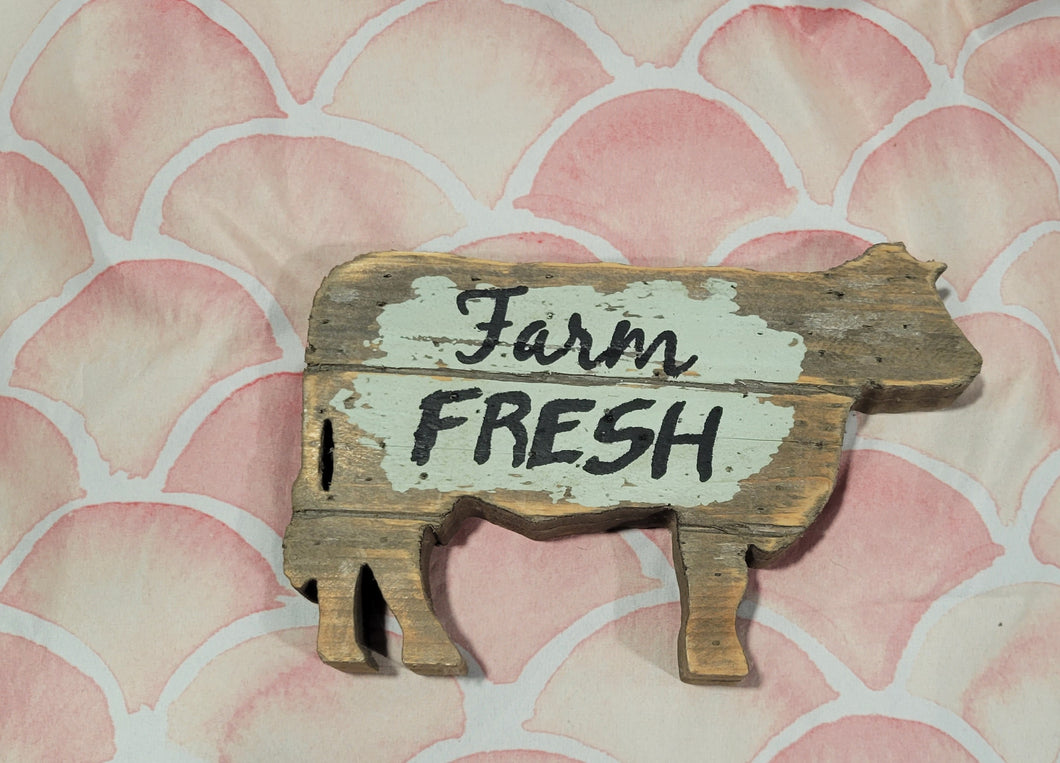 Chunky wodden cow sign 9.5x6