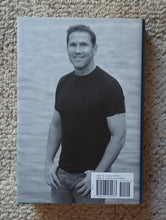 Load image into Gallery viewer, BRAND NEW Nicholas Sparks The Lucky One Hardcover
