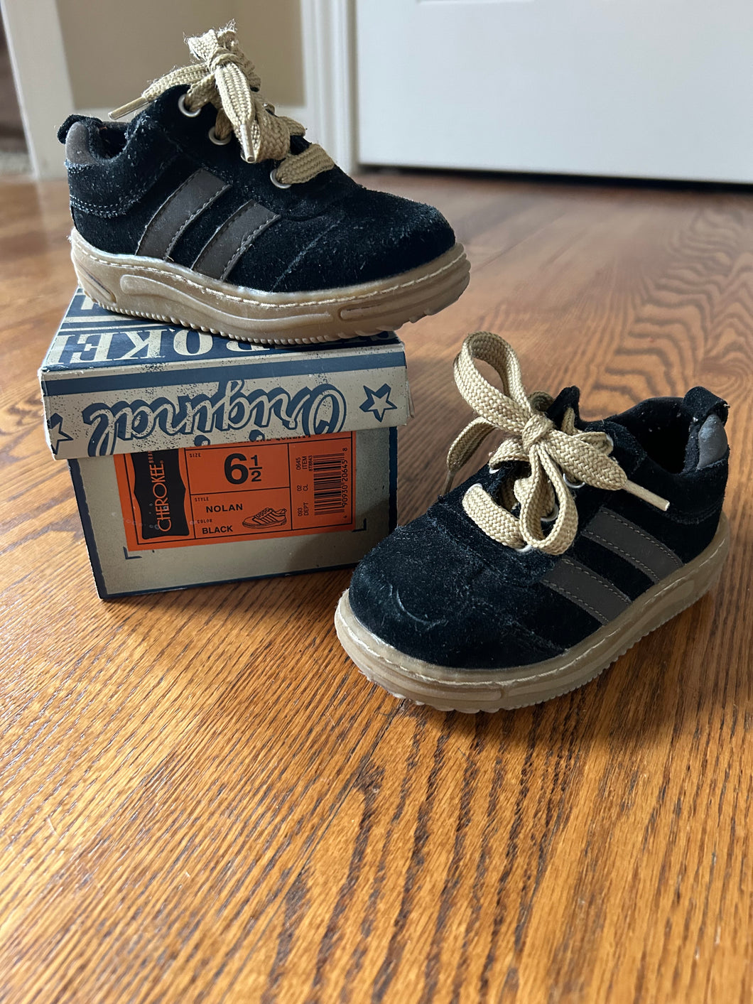 Cherokee - Size Toddler 6.5 shoes - Like new! Black, striped preppy shoe 6.5