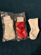 Load image into Gallery viewer, Hanna Andersson 3 Pair Baby Basics Socks 1

