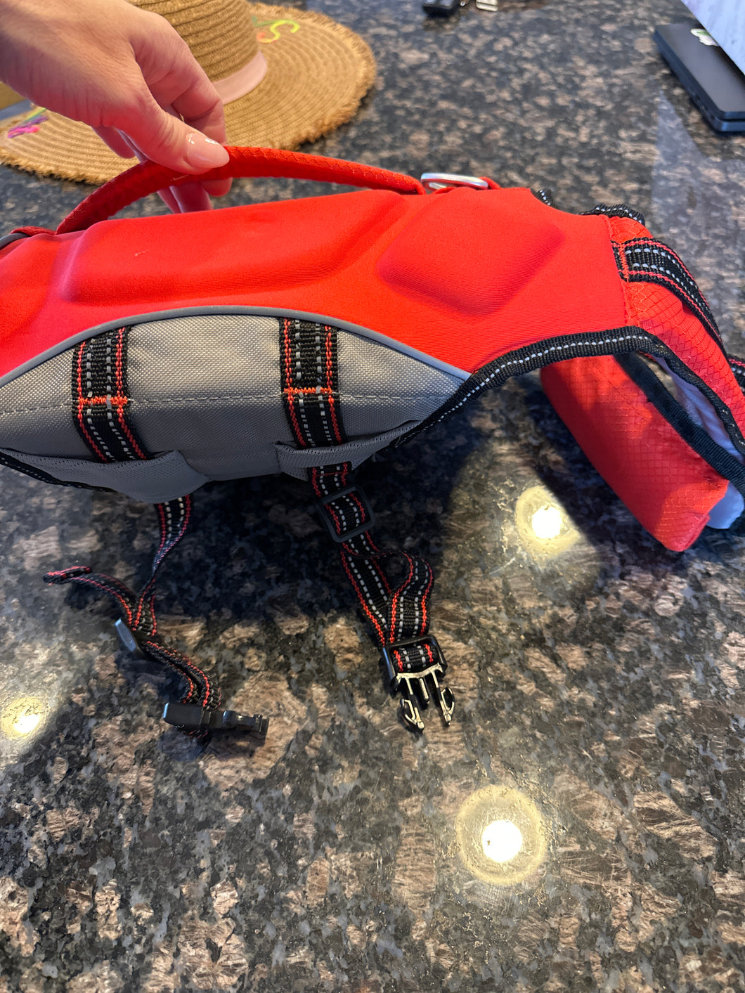 Dog life jacket / size small 15lb or less