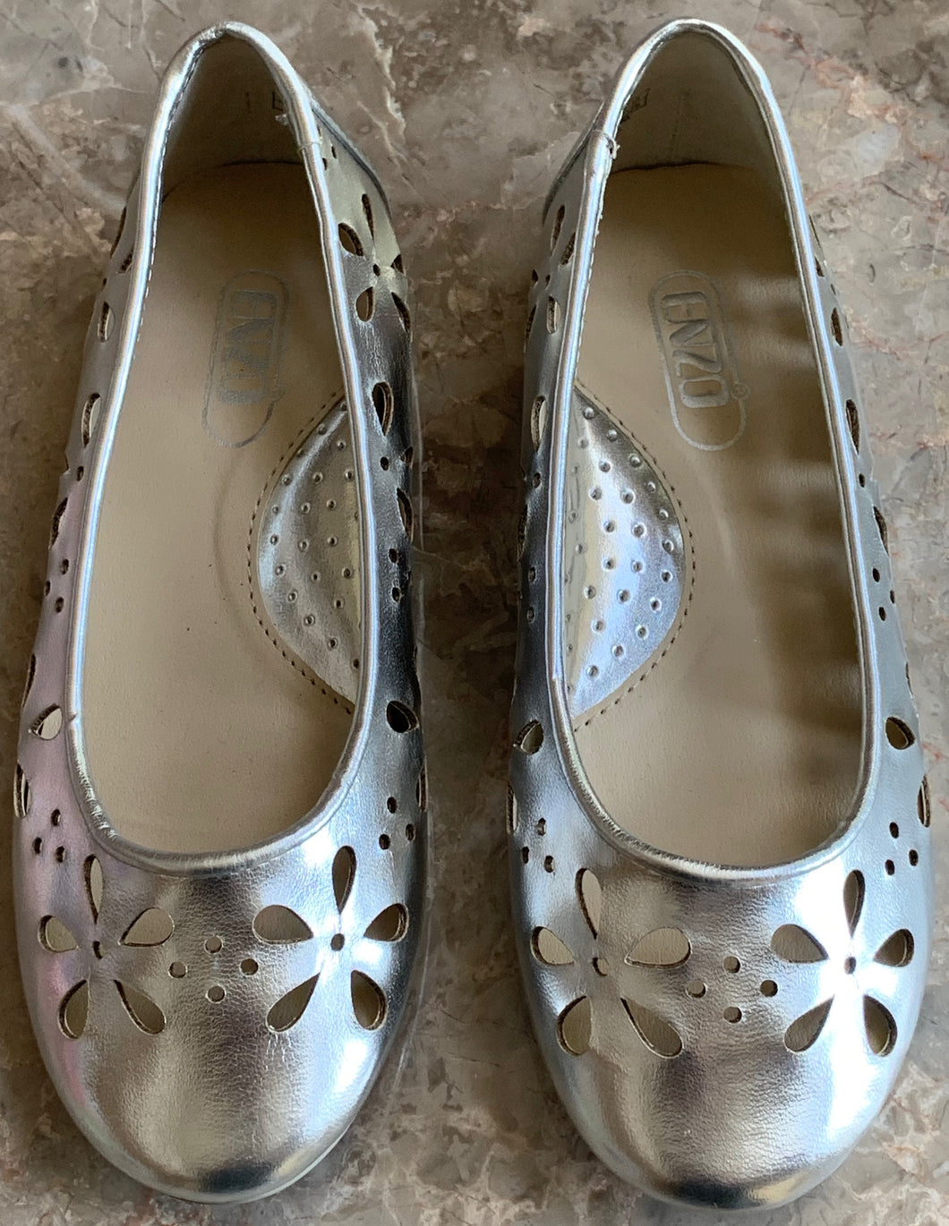 Enzo silver shoes. Size 1. New 1